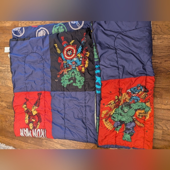 Marvel Bedding Collection, Includes Comforter twin Sheets & Pillow Case - Picture 8 of 9